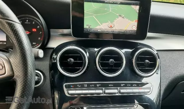 MERCEDES-BENZ GLC 250 4-Matic