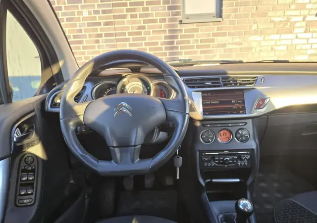 CITROËN C3 1.4 VTi Exclusive