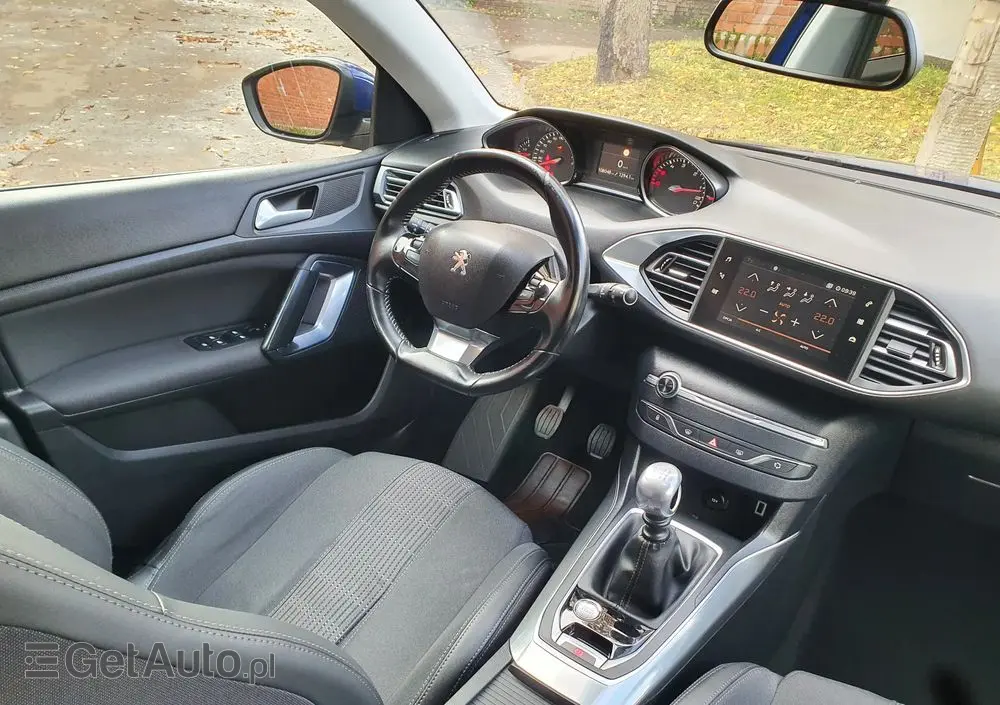 PEUGEOT 308 BlueHDi 130 Stop & Start Allure Business-Paket