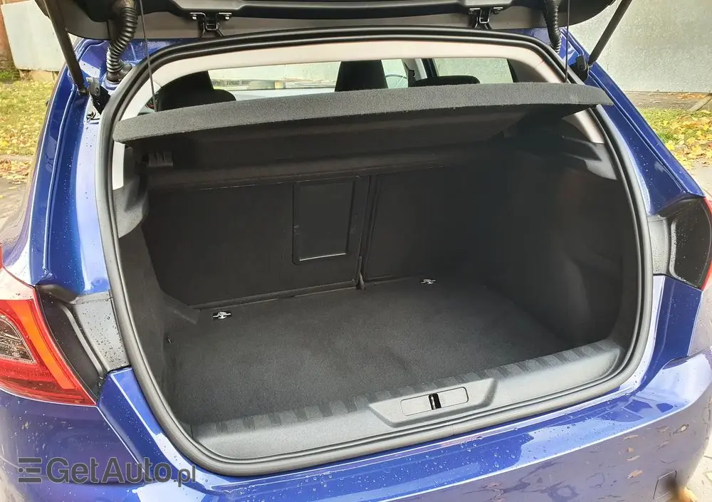 PEUGEOT 308 BlueHDi 130 Stop & Start Allure Business-Paket