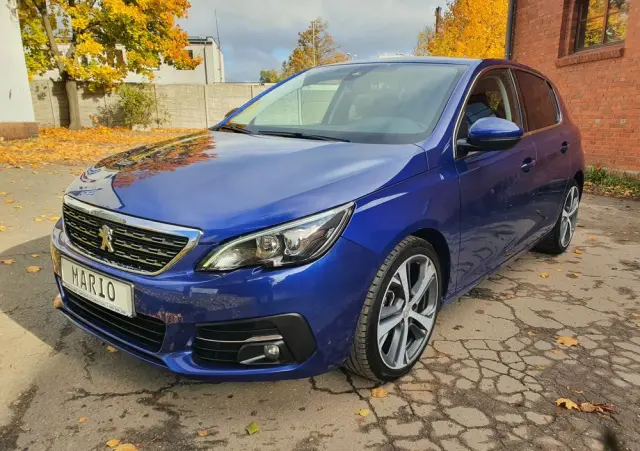 PEUGEOT 308 BlueHDi 130 Stop & Start Allure Business-Paket