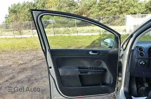 VOLKSWAGEN Golf Plus 