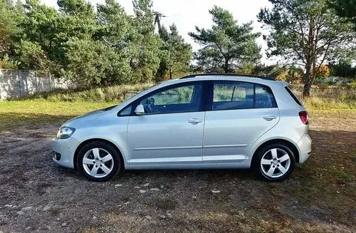 VOLKSWAGEN Golf Plus 