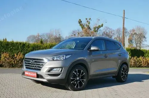 HYUNDAI Tucson 