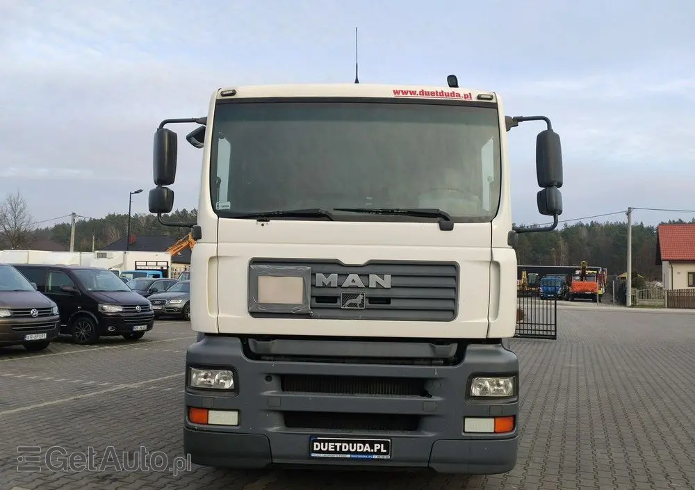 MAN TGA 26.310 Autocysterna z Dystrybucją 
