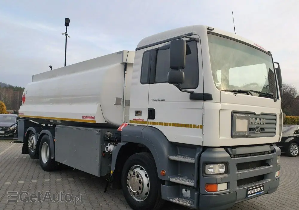 MAN TGA 26.310 Autocysterna z Dystrybucją 