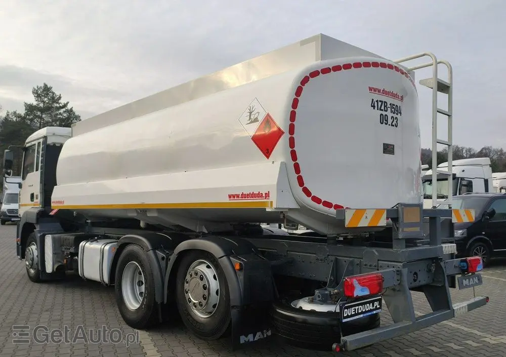 MAN TGA 26.310 Autocysterna z Dystrybucją 