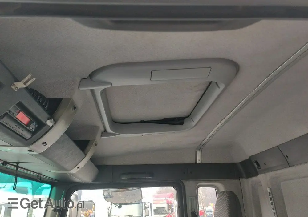 MAN TGA 26.310 Autocysterna z Dystrybucją 