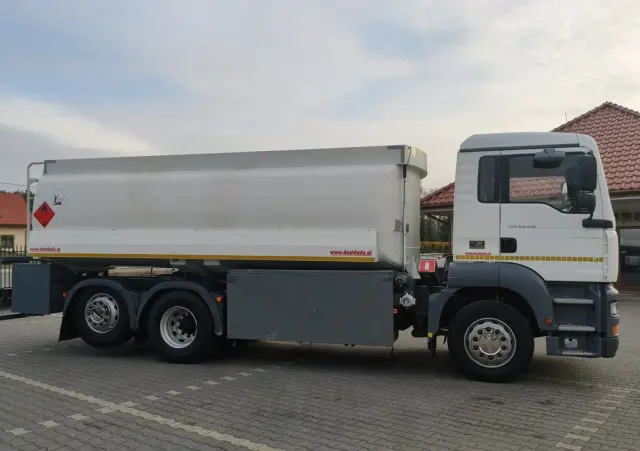 MAN TGA 26.310 Autocysterna z Dystrybucją 