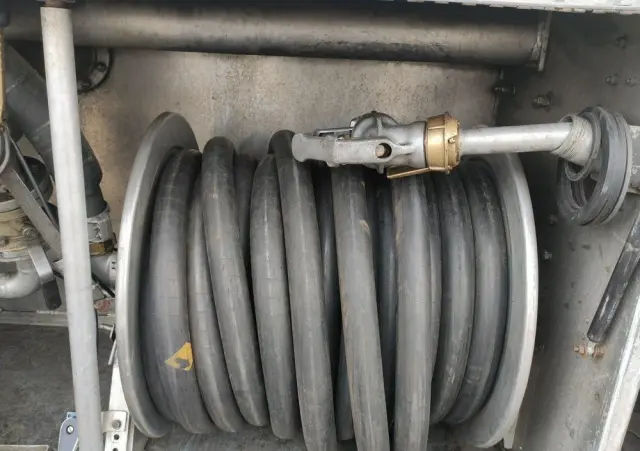 MAN TGA 26.310 Autocysterna z Dystrybucją 