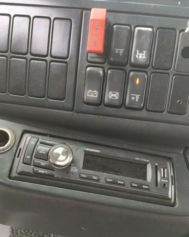 MAN TGA 26.310 Autocysterna z Dystrybucją 