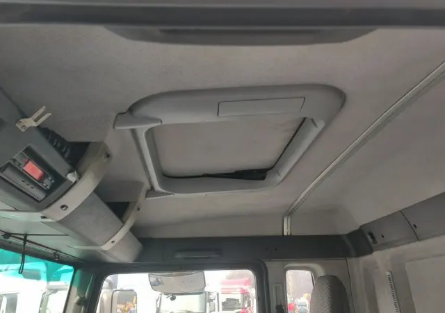 MAN TGA 26.310 Autocysterna z Dystrybucją 