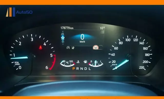 FORD Kuga 1.5 EcoBlue FWD Titanium