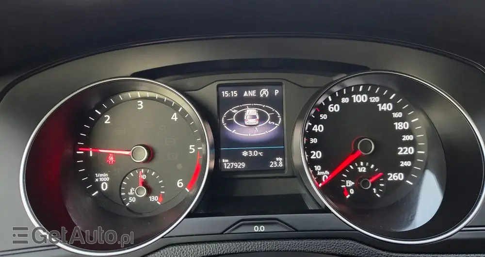 VOLKSWAGEN Passat 1.6 TDI SCR DSG Business