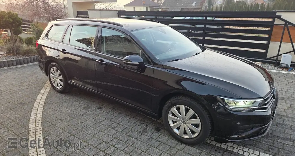 VOLKSWAGEN Passat 1.6 TDI SCR DSG Business