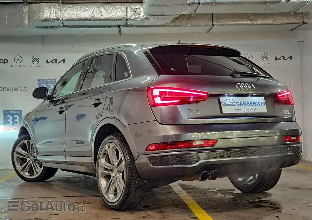 AUDI Q3 