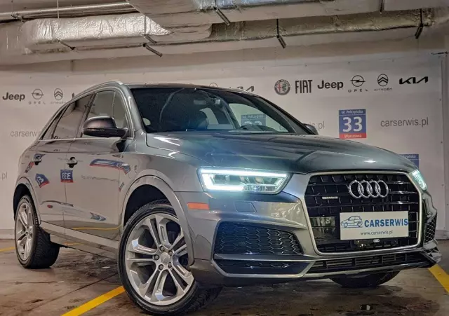 AUDI Q3 