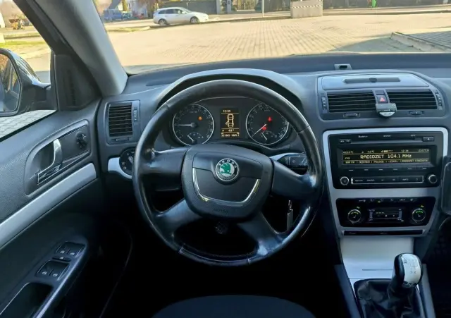 SKODA Octavia 