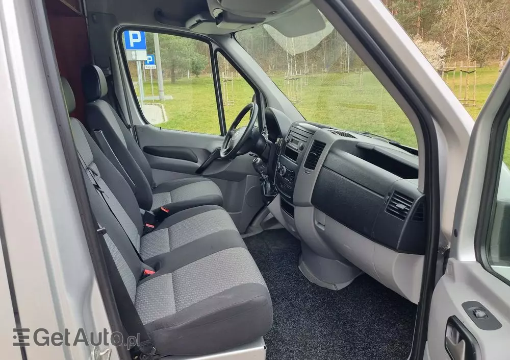 VOLKSWAGEN Crafter 