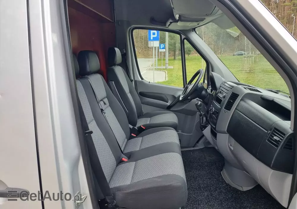 VOLKSWAGEN Crafter 