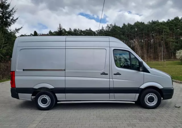 VOLKSWAGEN Crafter 