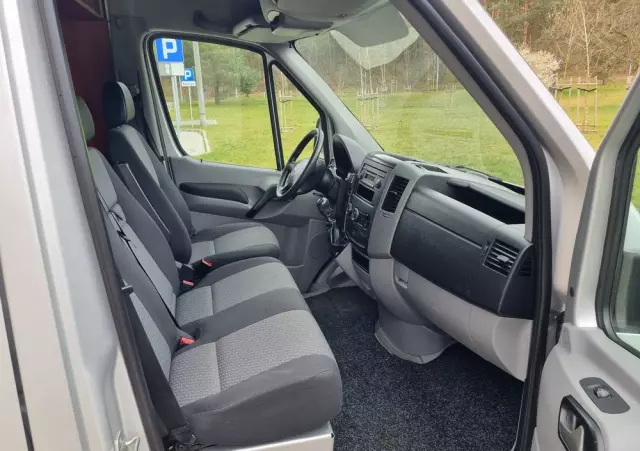 VOLKSWAGEN Crafter 