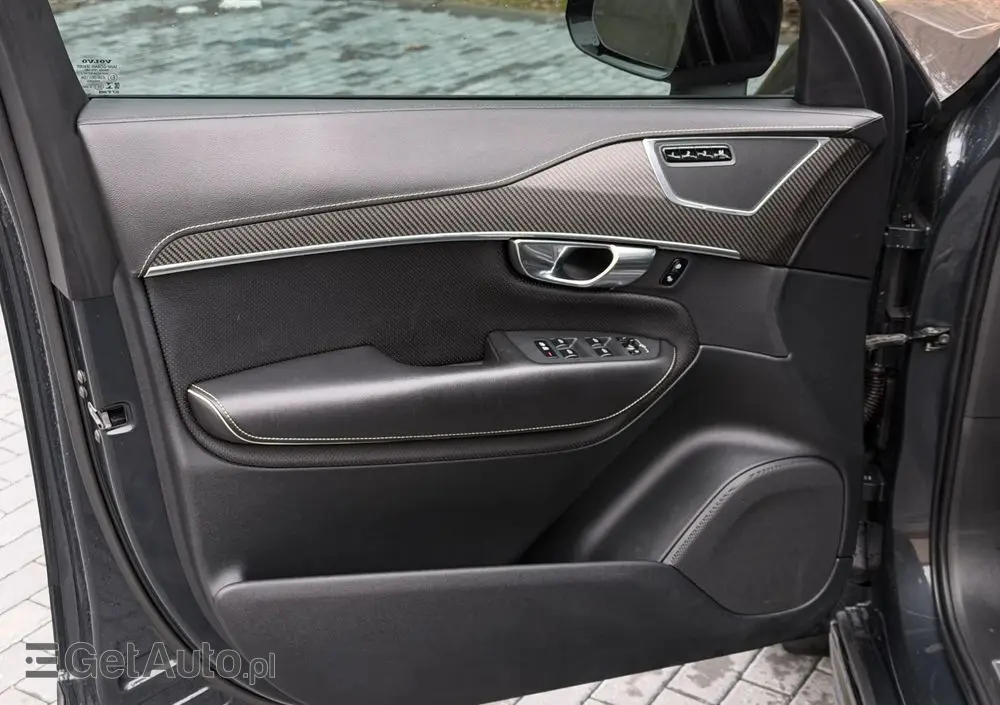 VOLVO XC 90 T6 AWD Geartronic RDesign