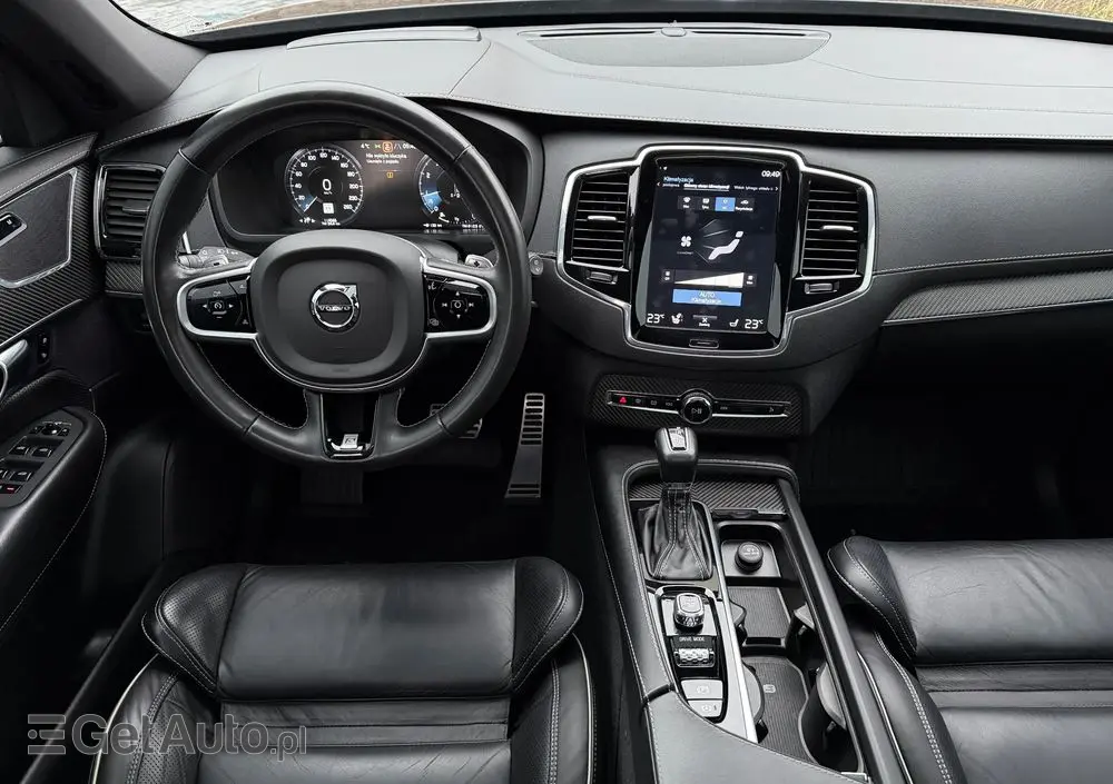 VOLVO XC 90 T6 AWD Geartronic RDesign