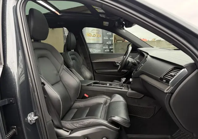 VOLVO XC 90 T6 AWD Geartronic RDesign