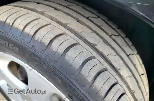 PEUGEOT 607 
