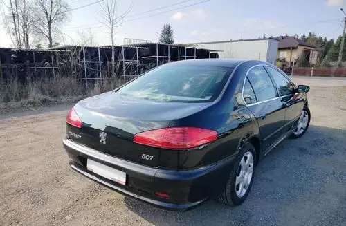 PEUGEOT 607 