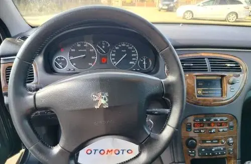 PEUGEOT 607 