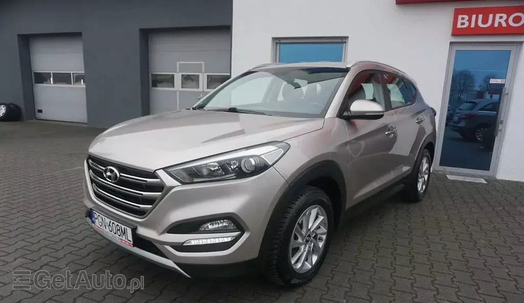 HYUNDAI Tucson 