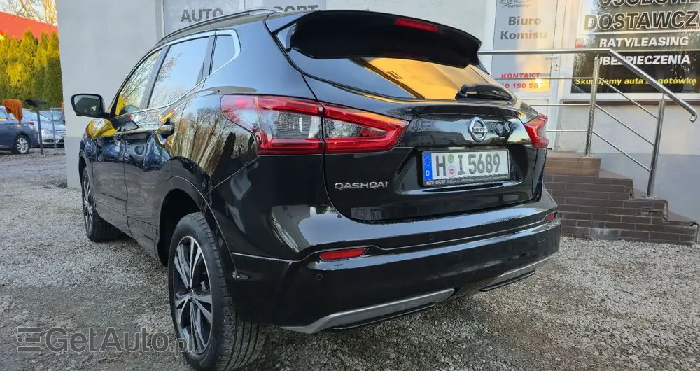 NISSAN Qashqai 1.3 DIG-T DCT N-CONNECTA