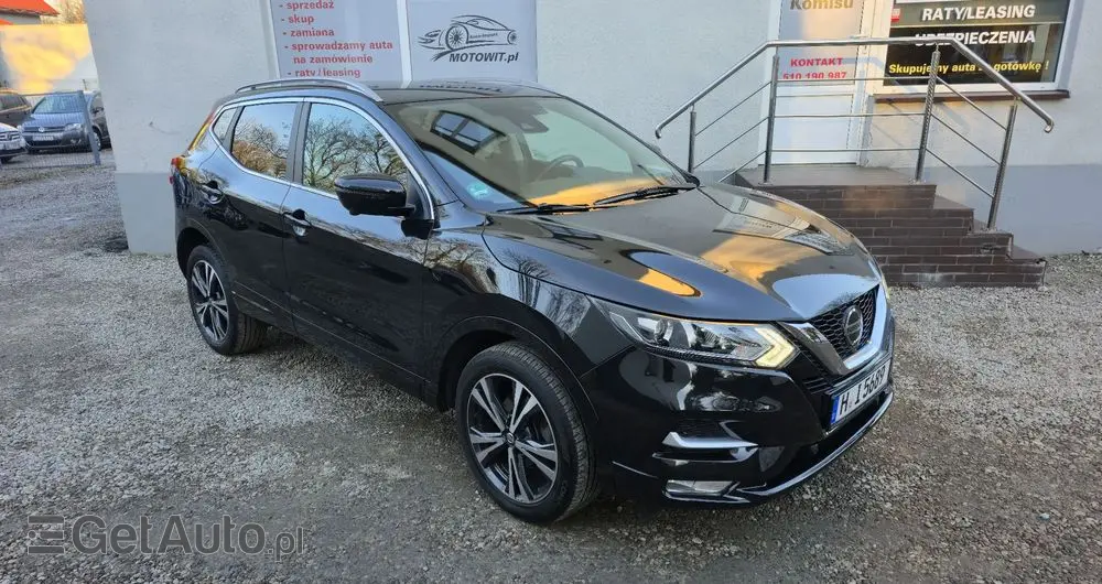 NISSAN Qashqai 1.3 DIG-T DCT N-CONNECTA