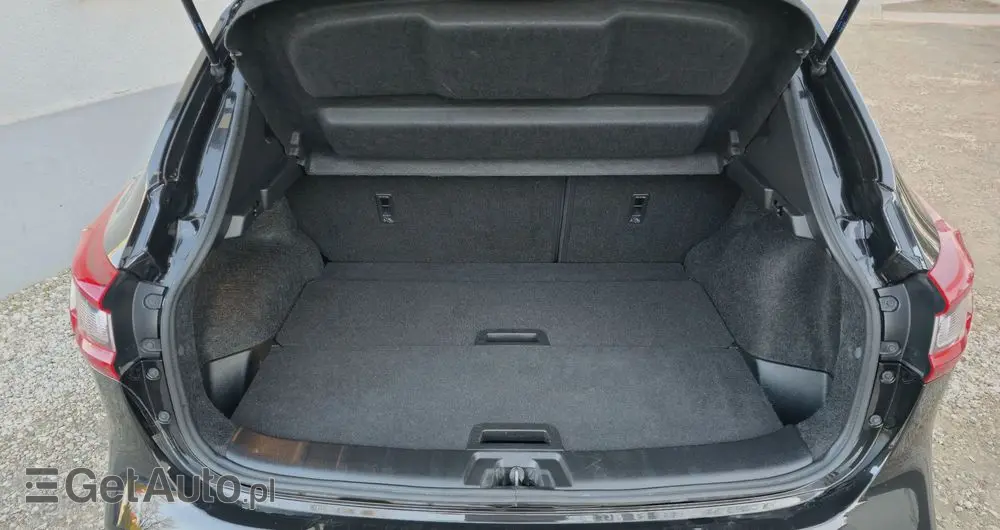 NISSAN Qashqai 1.3 DIG-T DCT N-CONNECTA