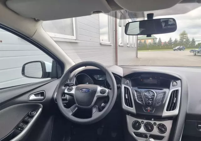 FORD Focus 1.6 Trend