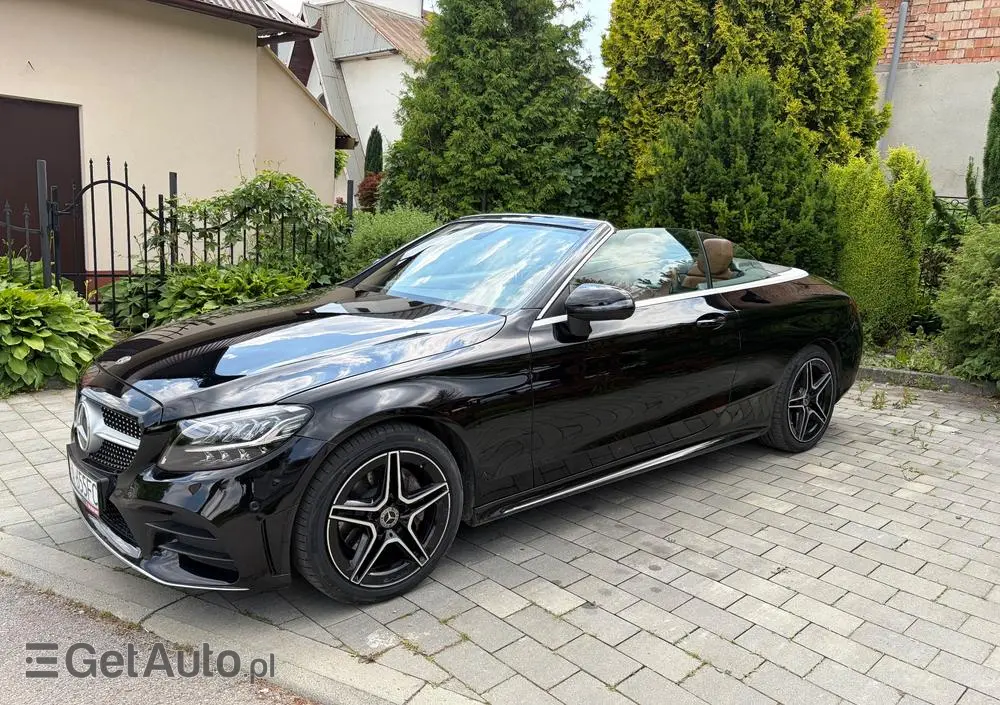 MERCEDES-BENZ Klasa C 180 9G-TRONIC AMG Line Plus