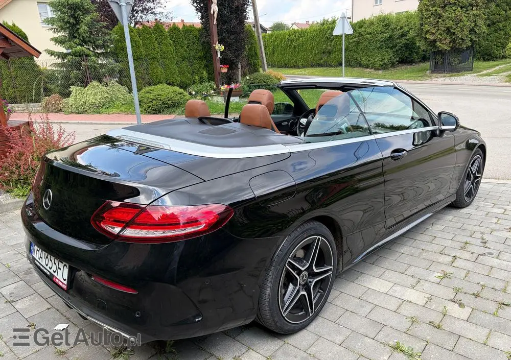 MERCEDES-BENZ Klasa C 180 9G-TRONIC AMG Line Plus