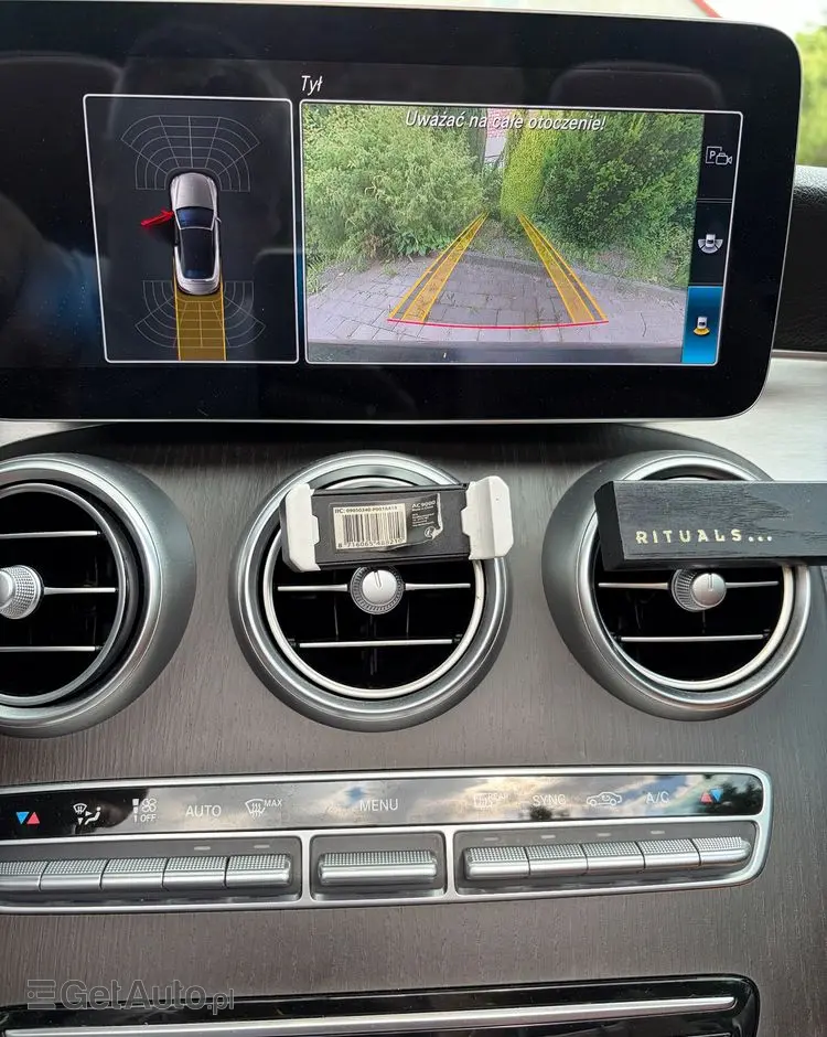 MERCEDES-BENZ Klasa C 180 9G-TRONIC AMG Line Plus
