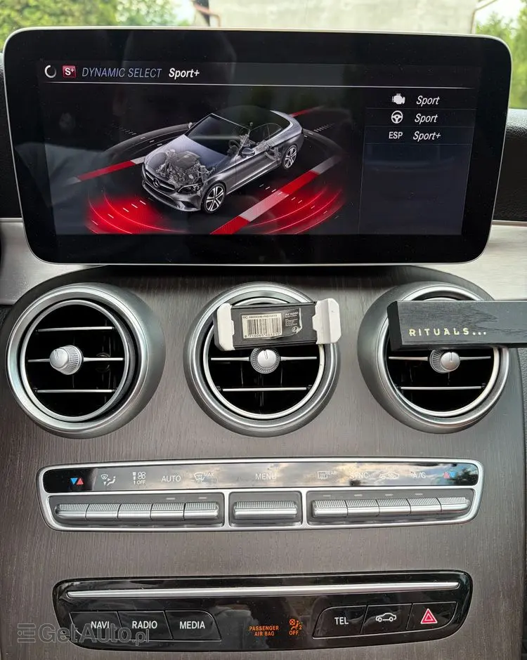 MERCEDES-BENZ Klasa C 180 9G-TRONIC AMG Line Plus