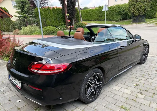 MERCEDES-BENZ Klasa C 180 9G-TRONIC AMG Line Plus