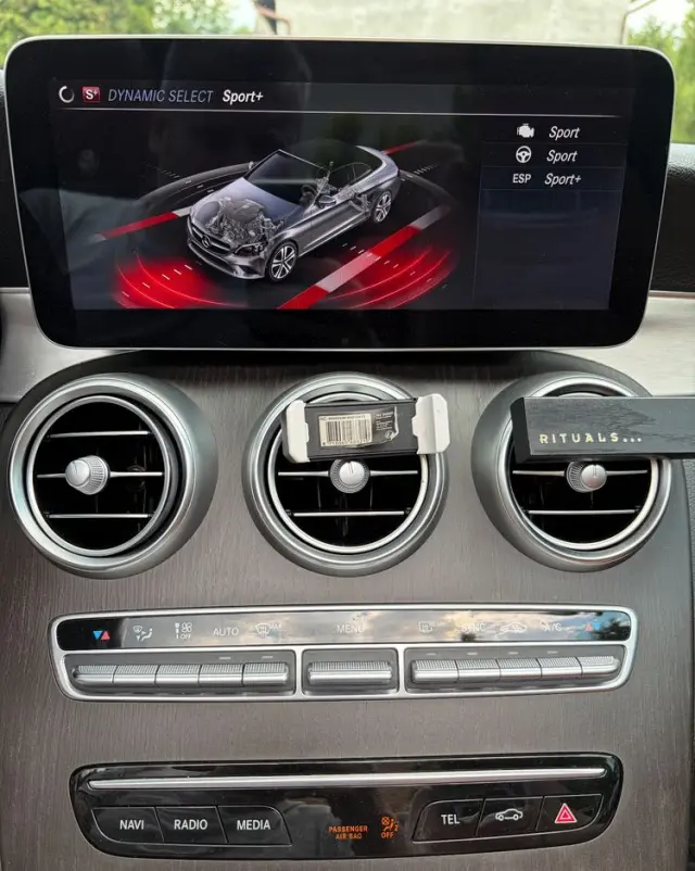 MERCEDES-BENZ Klasa C 180 9G-TRONIC AMG Line Plus
