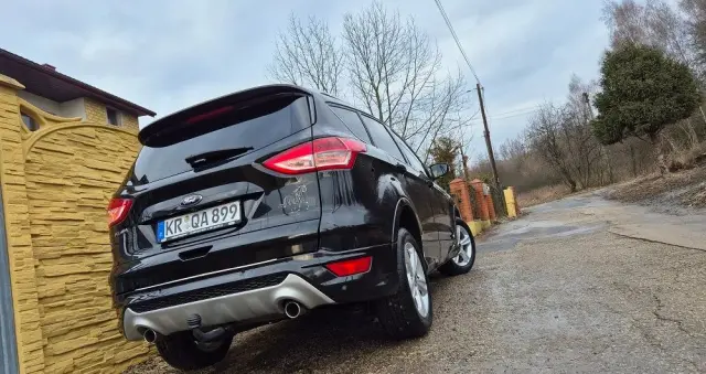FORD Kuga 2.0 TDCi 4x4 Individual