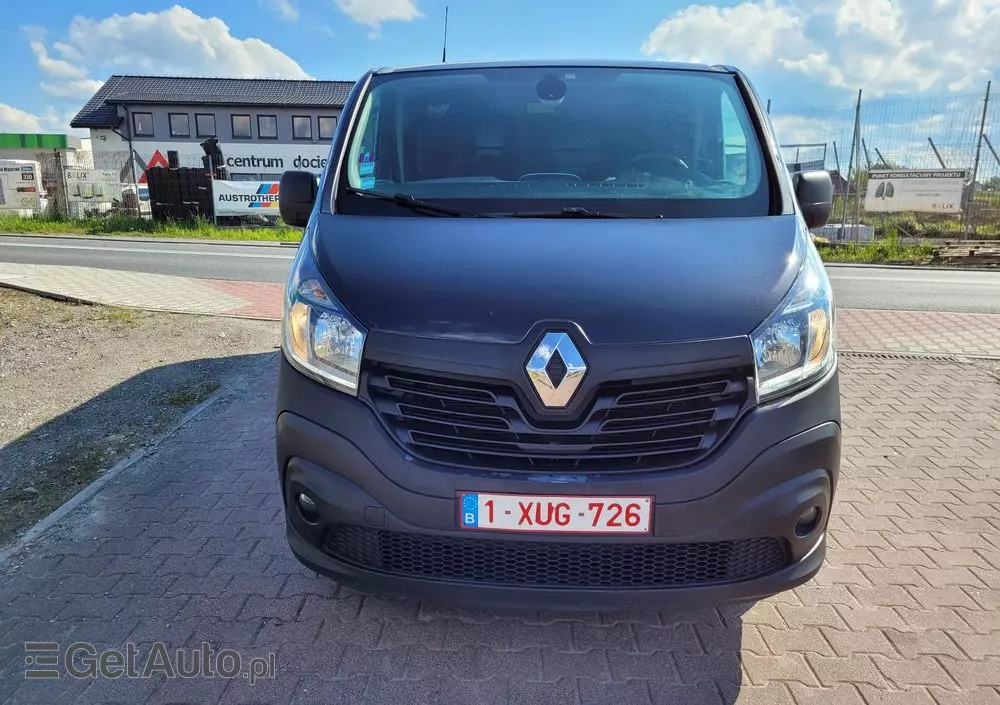 RENAULT TRAFIC 