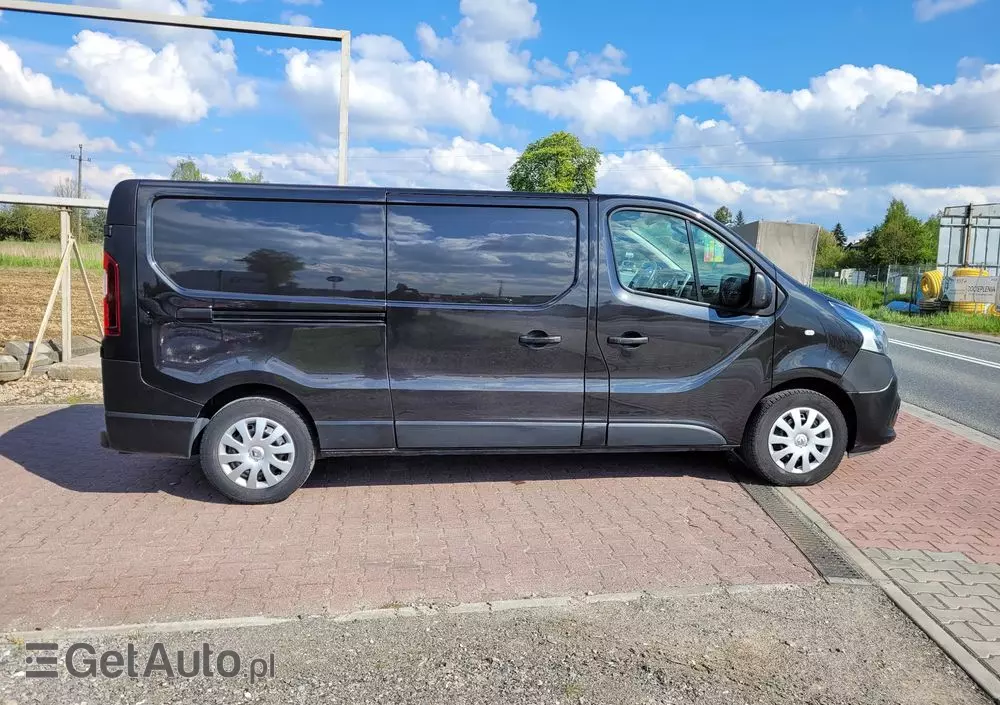 RENAULT TRAFIC 