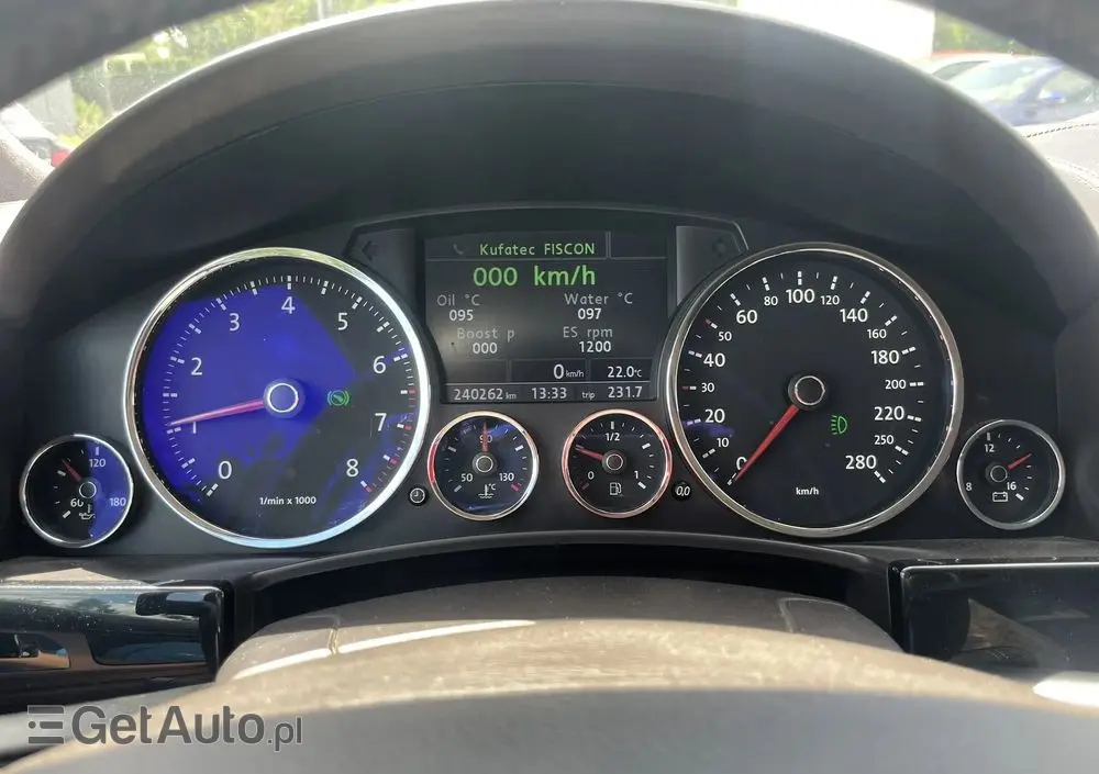 VOLKSWAGEN Touareg 4.2 V8 Automatik Individual