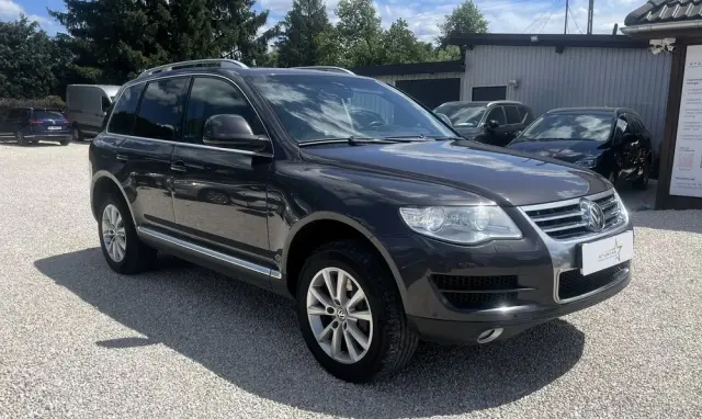 VOLKSWAGEN Touareg 4.2 V8 Automatik Individual