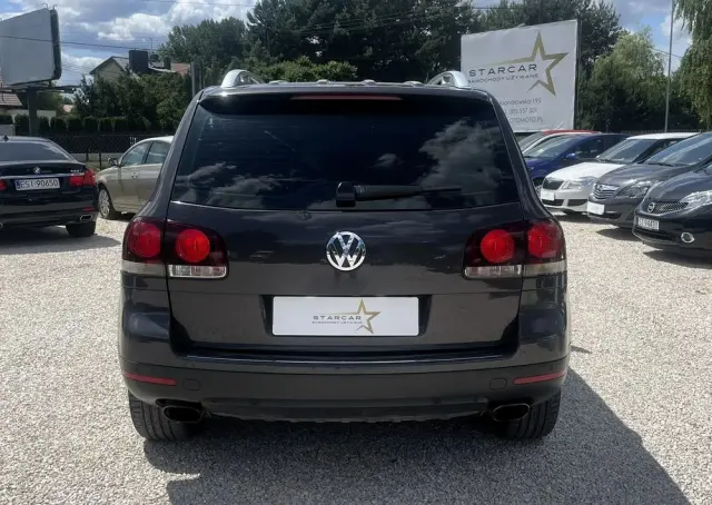 VOLKSWAGEN Touareg 4.2 V8 Automatik Individual