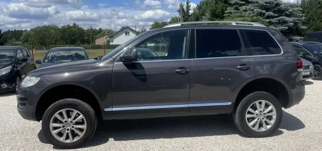 VOLKSWAGEN Touareg 4.2 V8 Automatik Individual